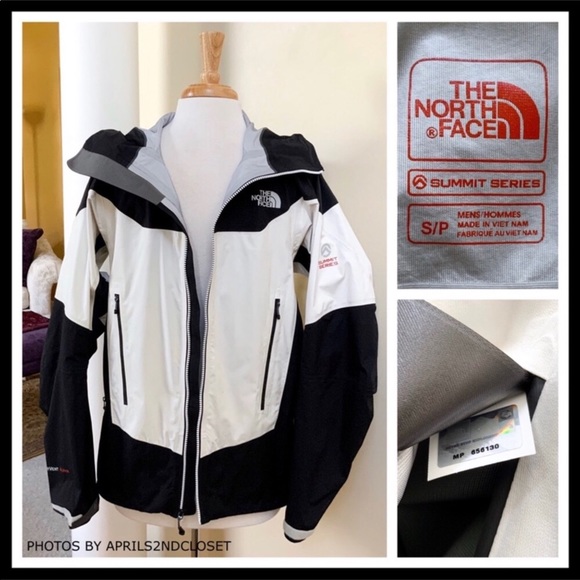 THE NORTH FACE HOODED WATERPROOF RAIN JACKET A2C - Picture 2 of 8